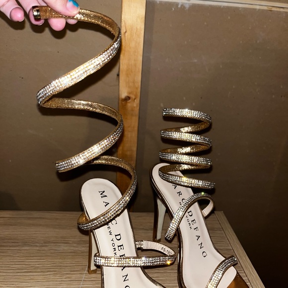 Marc DeFang Heels Size 6 - Picture 3 of 5